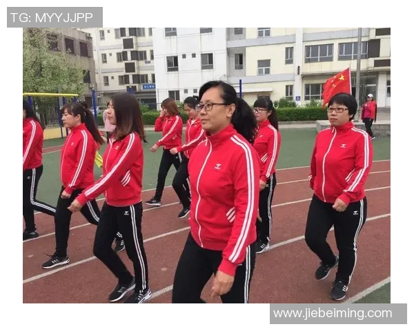 打造个性化足球明星墙面挂饰让你的家充满运动气息与热情